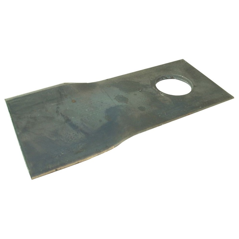 *STOCK CLEARANCE* - Mower Blade - Twisted blade, bottom edge sharp & parallel - 105 x 48x3mm - Hole 19mm - LH - Replacement for Claas, PZ To fit as: 9041788 | Sparex Part No.S.77056